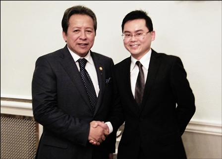 The Minister of Foreign Affairs of Malaysia, Yang Bahagia Dato' Sri Anifah Hj. Aman with Vincent Teo, Crowleys DFK Director and IMA Council Member